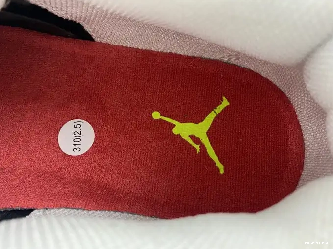 HYPE 308497-015 Doernbecher Retro 4 Air Jordan 0427
